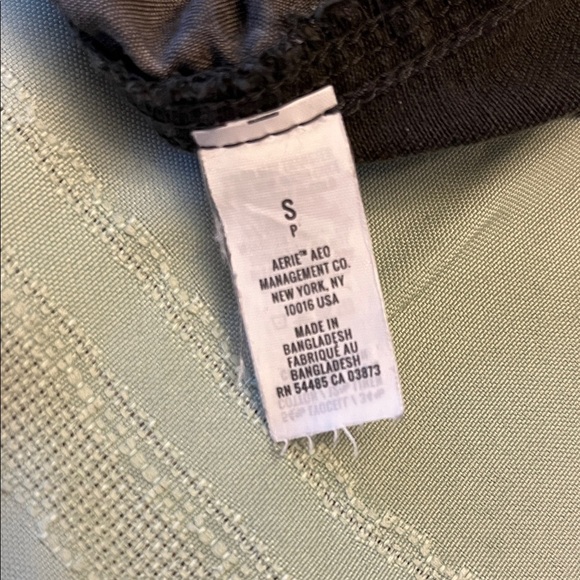 Aerie Charcoal Jean Shorts size S - Picture 4 of 6